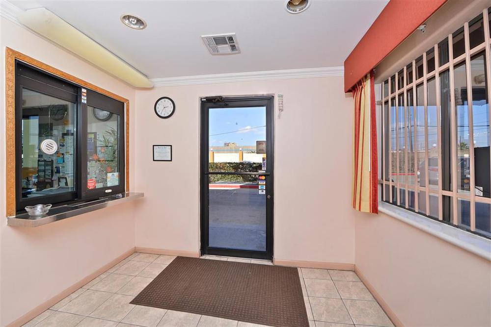 Americas Best Value Inn Houston Heights At I-45 Interior foto