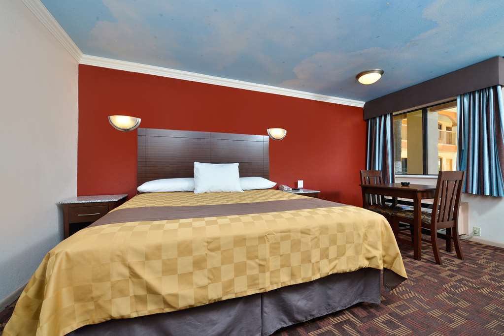 Americas Best Value Inn Houston Heights At I-45 Zimmer foto